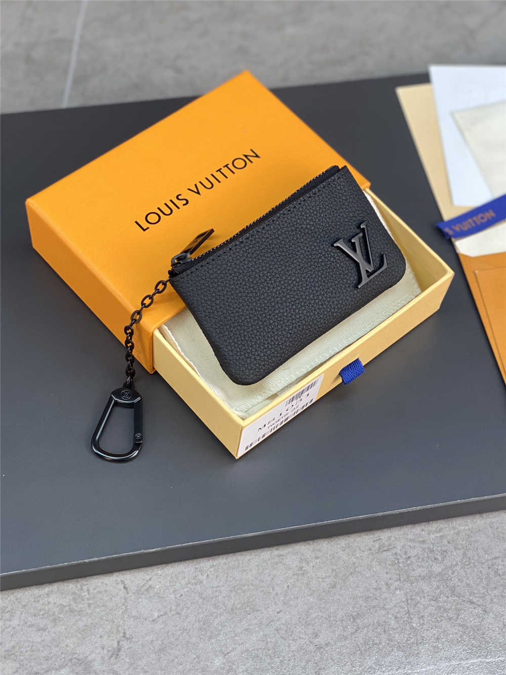 Louis Vuitton wallet M81031 2025 new 